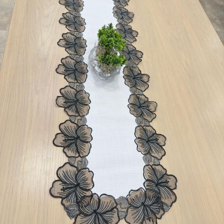 Özel Üretim Runner Krem-Siyah 45 x 140