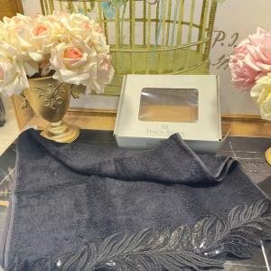 Mariva Siyah 50*90 Havlu Verse-reverse