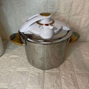 Çelik Düdüklü Çelik Tencere gold