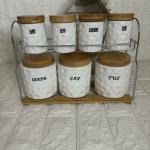 7'li Porselen Baharatlık Stantlı Bambu Vakumlu Kapak