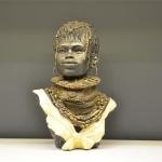 Ba-hem Gerdanlı African Büst Biblo