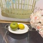 Antik Bold Yaldızlı Kulplu Porselen Kayık Ayaklı Sunumluk 30*22 cm