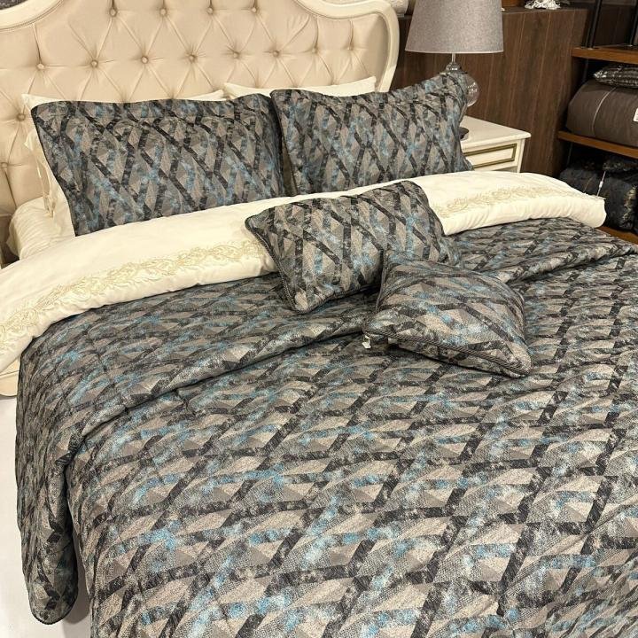 Amazon Mavi Yatak Örtüsü