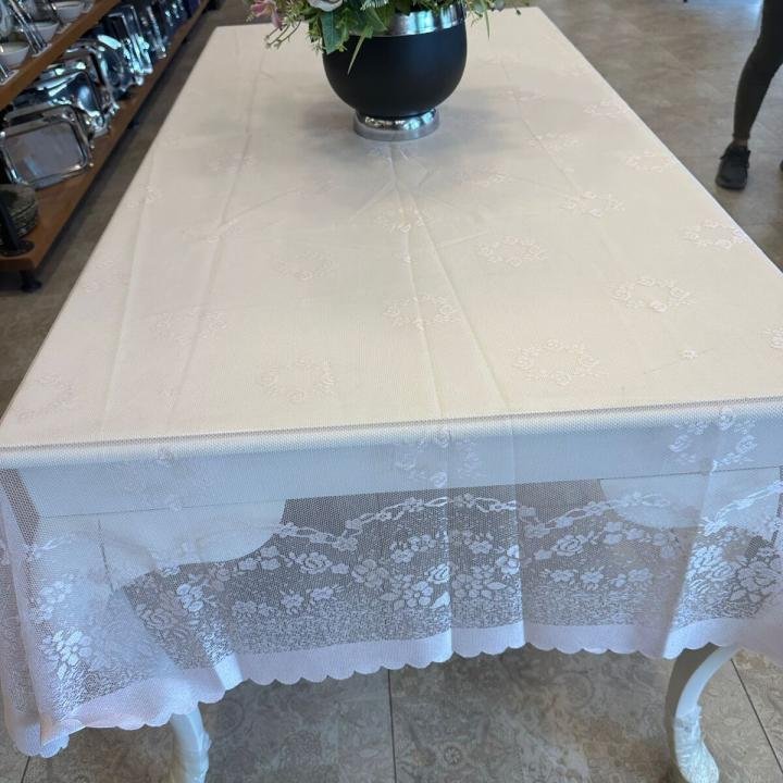 ÖRME DANTEL MASA ÖRTÜSÜ DİKDÖRTGEN 145x220