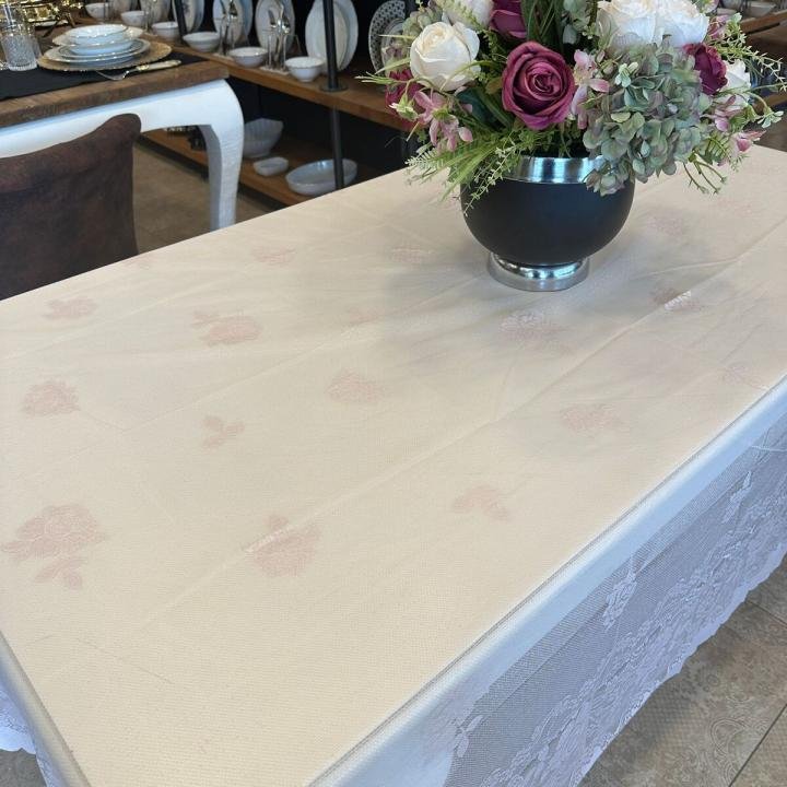 ÖRME DANTEL MASA ÖRTÜSÜ DİKDÖRTGEN 180x270